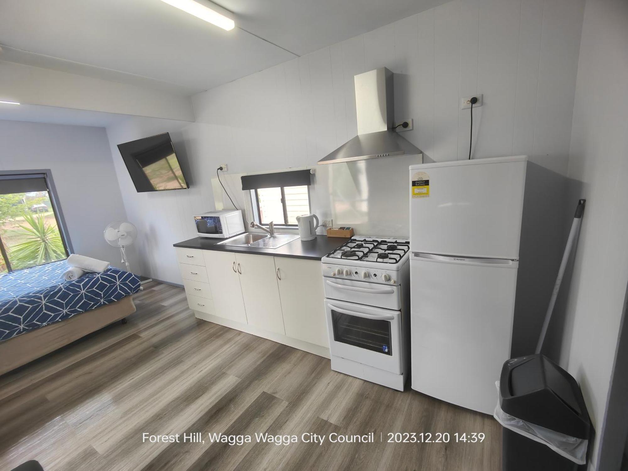 Wagga Wagga Tourist Park Hotel Bagian luar foto