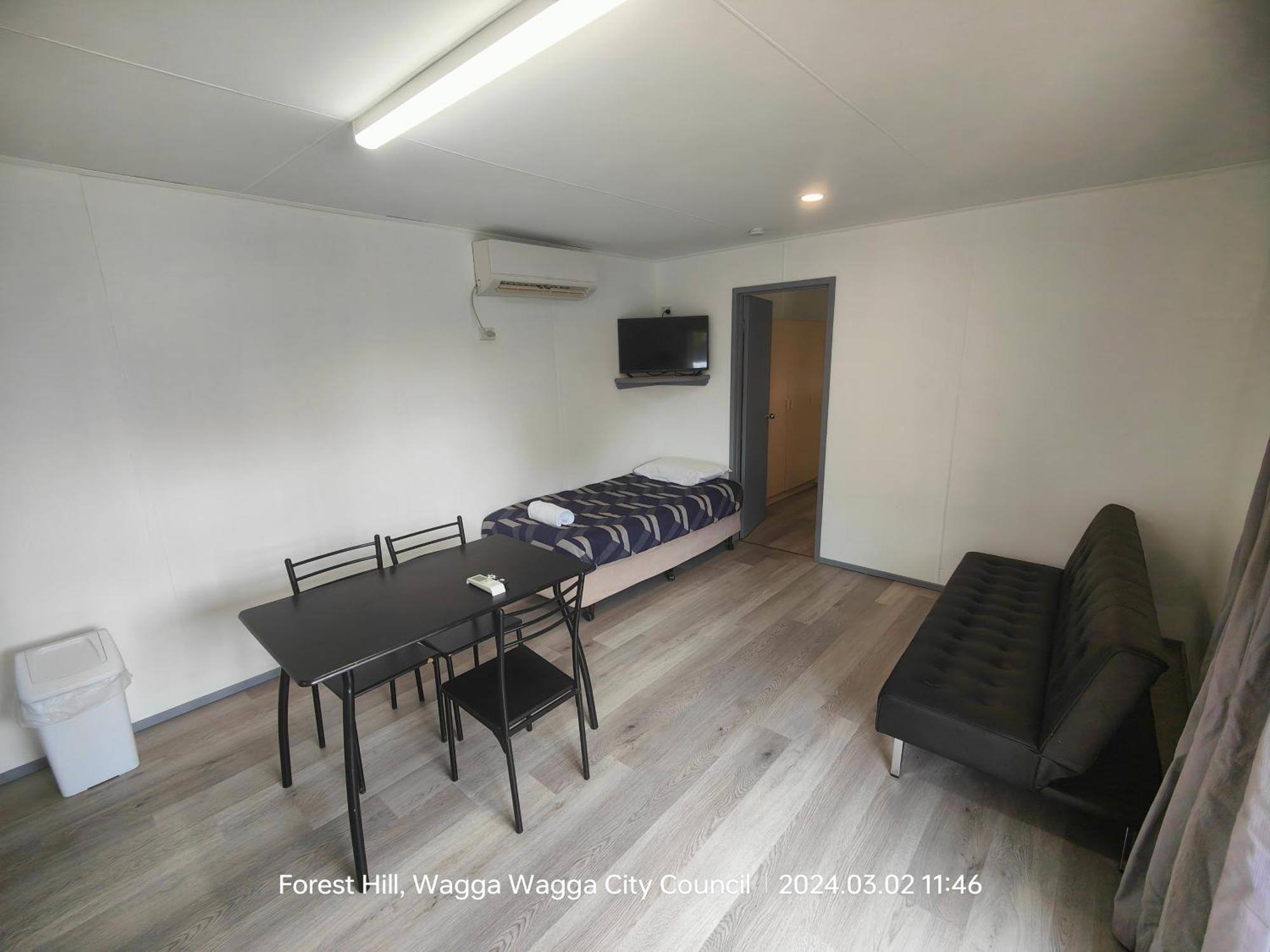 Wagga Wagga Tourist Park Hotel Bagian luar foto